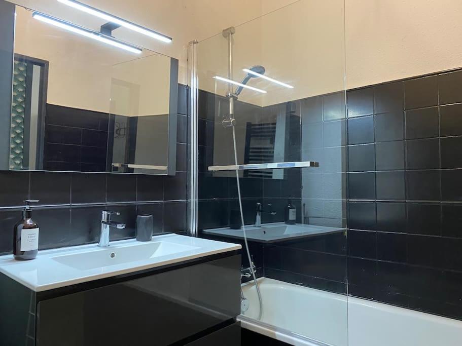 L'Augusteum Apartment Nimes Luaran gambar